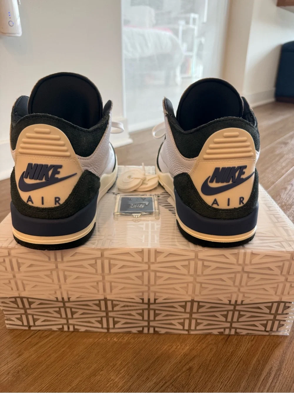 Jordan 3 Retro OG x A Ma Maniere Diffused Blue